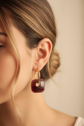 Pampilles Carrées Bordeaux Pailleté Doré – Accessoires créoles artisanaux
