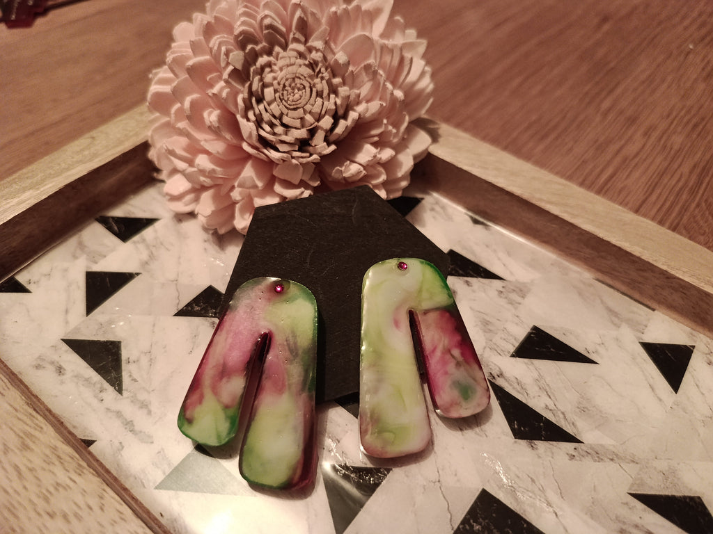 Boucles d'oreilles Arches Marbré Rose & Vert – Pièce unique artisanale