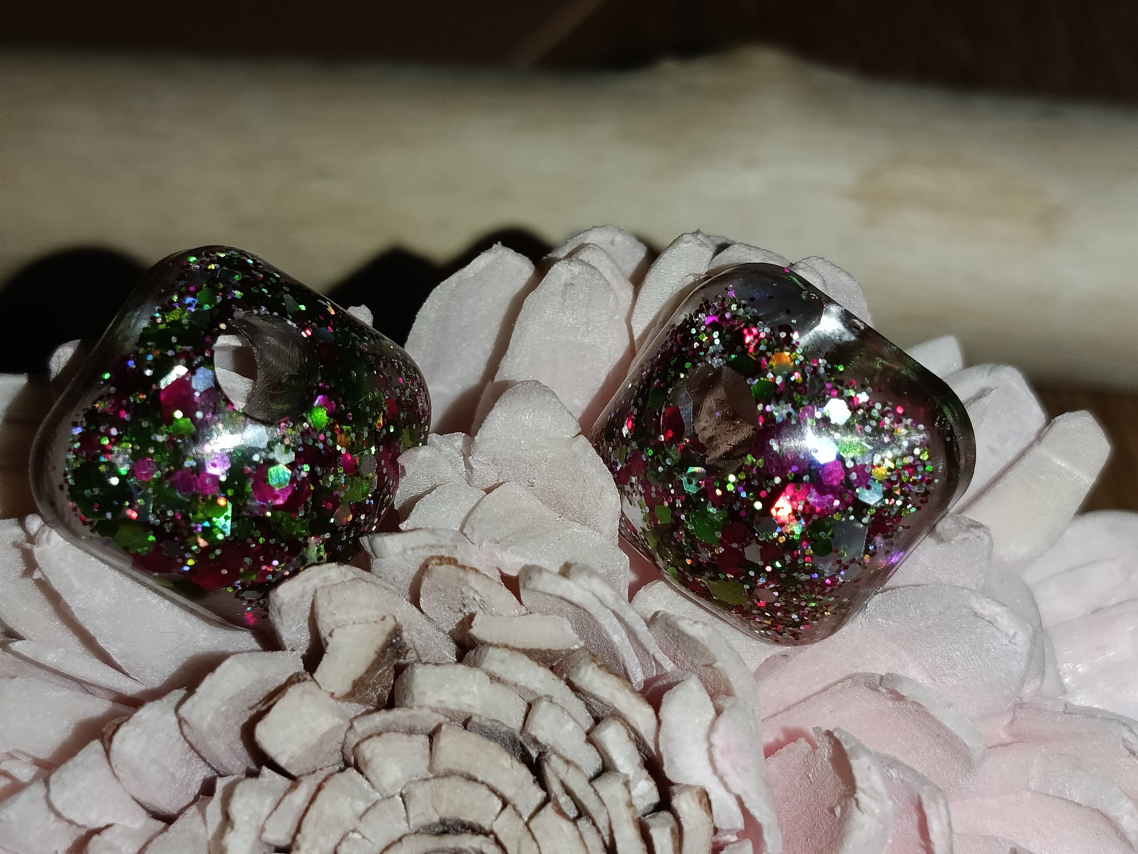Pampilles Carré Bombé Paillettes Multicolores — Pour Créoles