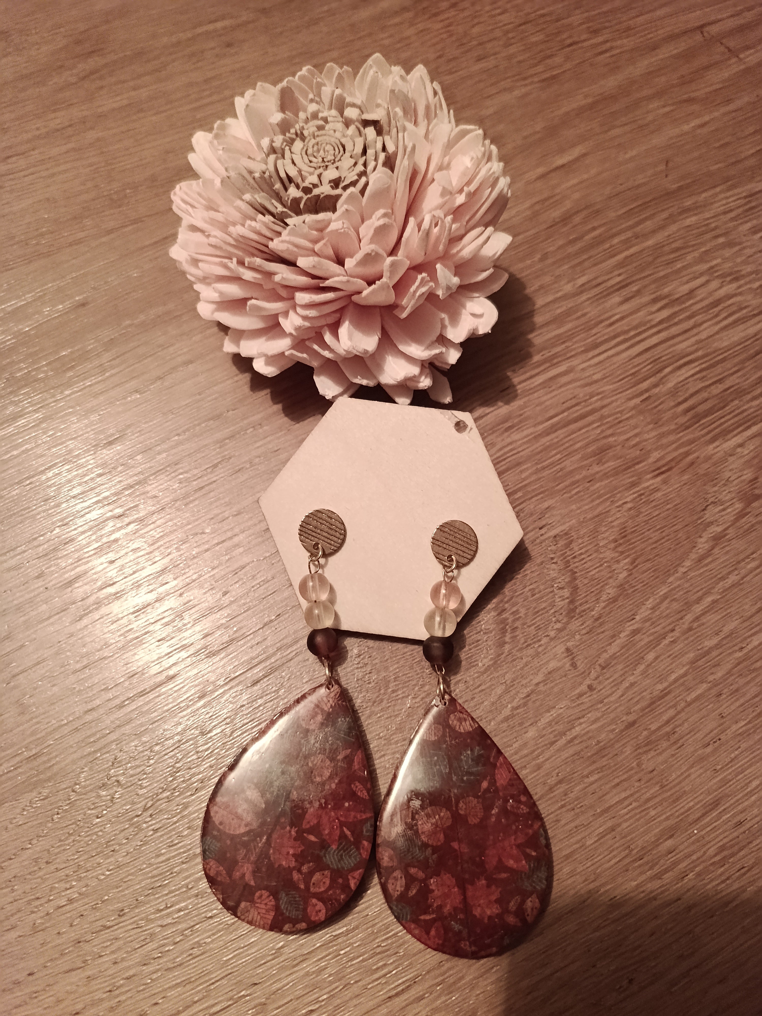 Boucles d'oreilles artisanales – Gouttes de Rosée Florale